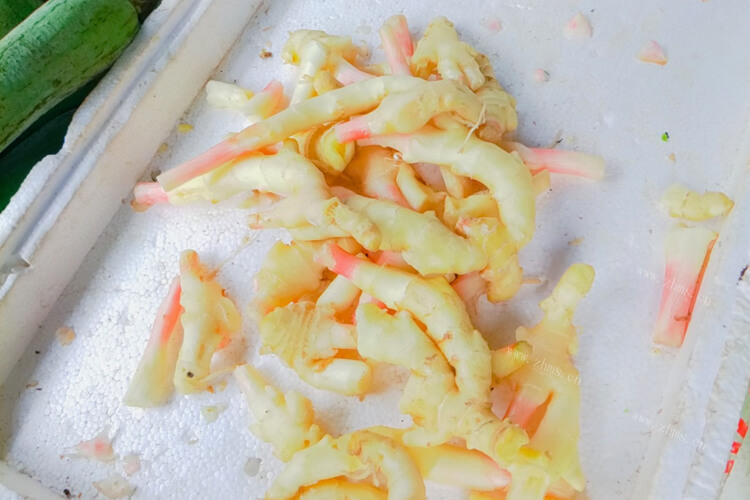 四川仔姜泡菜非常有名，四川仔姜泡菜怎么腌制？