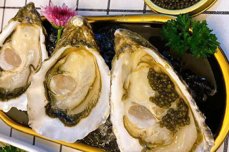 在码头上买了一些新鲜的生蚝牡蛎，新鲜生蚝牡蛎怎么做好吃？