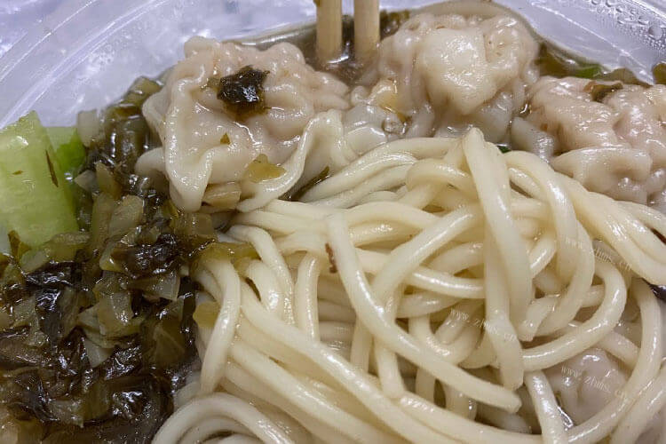 鸡胸肉适合包饺子吗，鸡胸肉怎么做馄饨馅才好吃？