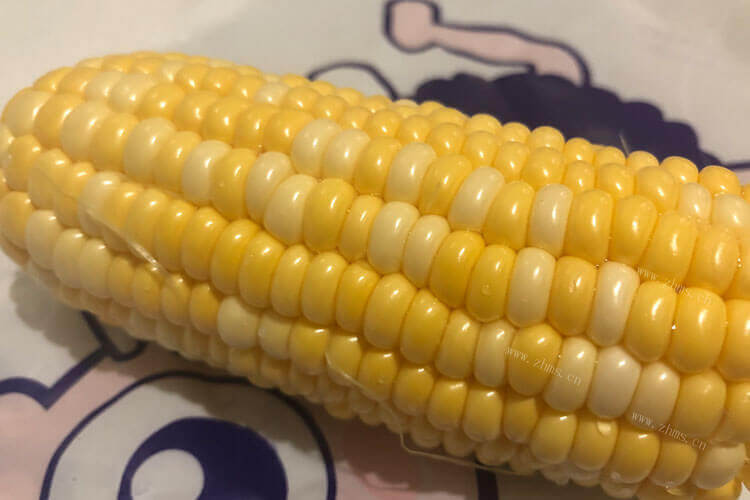 买了一些玉米炖骨汤，玉米腿骨汤怎么做？