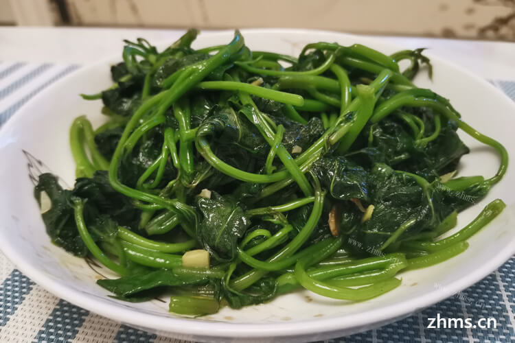 这个湖南中餐加盟费用多吗？加盟的话前景怎么样的？