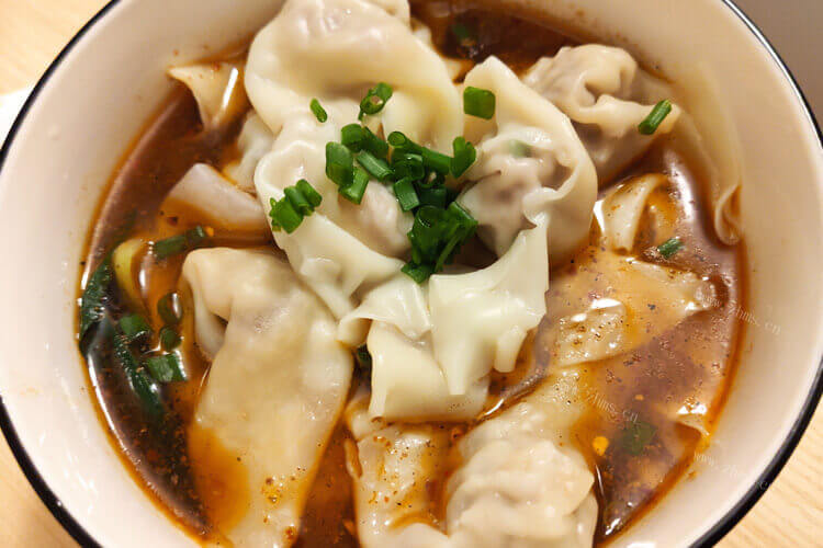现在的人们都比较喜欢吃饺子 那东北手工水饺口感怎么样了 九州醉餐饮网 现在的人们都比较喜欢吃饺子 那东北手工水饺口感怎么样了 九州醉餐饮网