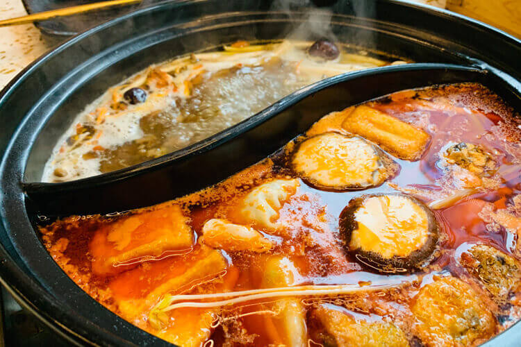 家里的不锈钢铁锅老是生锈，怎样选不锈钢汤锅啊？
