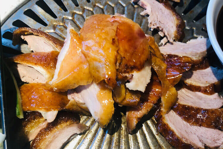 我觉得北京烤鸭很好吃，北京烤鸭在哪里学？
