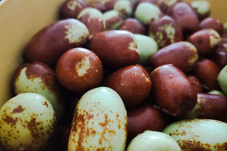 新疆的大枣很是出名，平时一天吃几颗红枣好？
