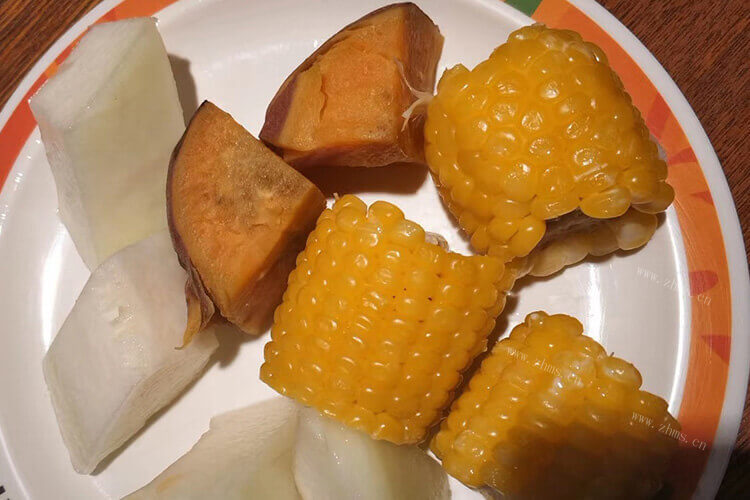 红薯叶子营养吗，晒干的红薯叶怎么做美食？