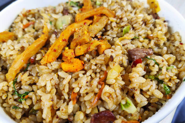 菠萝炒饭可以隔夜吗？昨天做的菠萝炒饭做多了