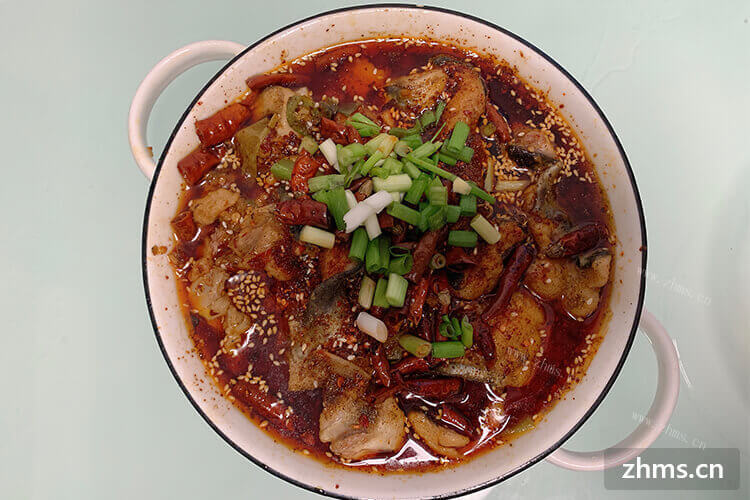 想要加盟饭店，请问加盟周三丰爆炒川菜资金需要多少？