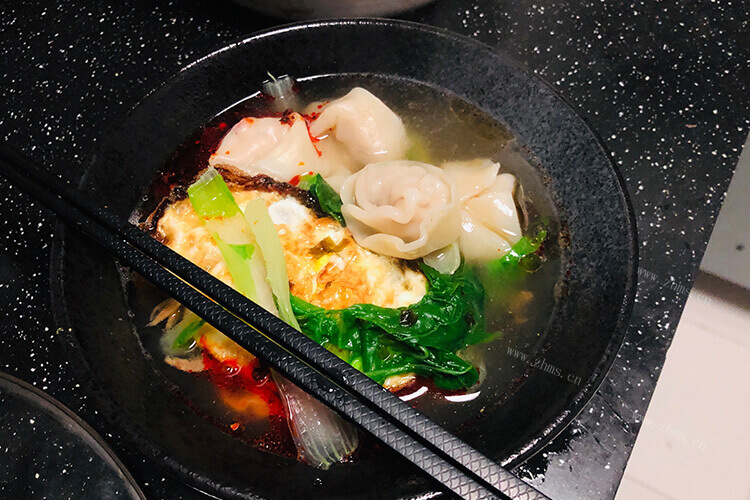 馄饨冻成一坨了怎么办，会不会融化之后都坏了？