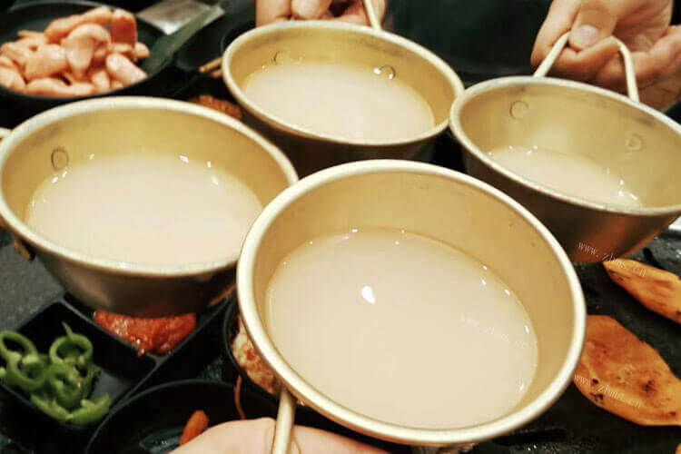 米酒放久了还能喝吗，米酒可以放多久时间