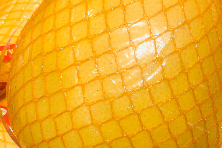 如何剥柚子更方便，为什么有的柚子的味道很苦？