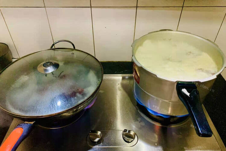 把蜜薯放到高压锅里面蒸着吃，高压锅蒸蜜薯要多久？