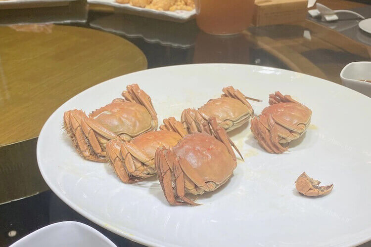 馒头蟹的形状和特征是如何的呢，它最简单的吃法是什么？