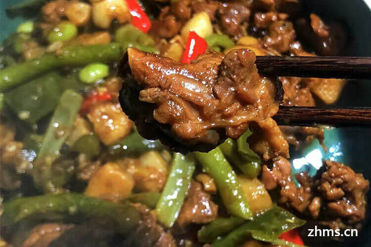 开餐饮店好吗