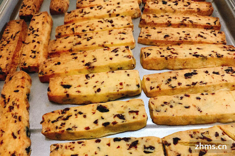 烘焙加盟可以吗，烘培店的制作设备从哪里采购？
