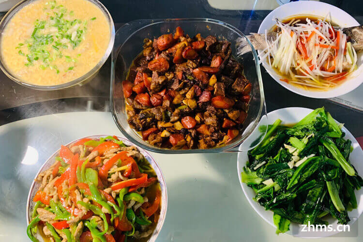 我想了解一下，湖南中餐怎么加盟