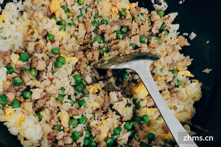 现在盒饭炒饭也挺多，炒饭和盒饭哪个利润大？