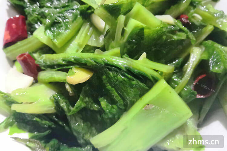 湖南郡肝中餐加盟需要考虑什么呢？现在做这个赚钱吗？