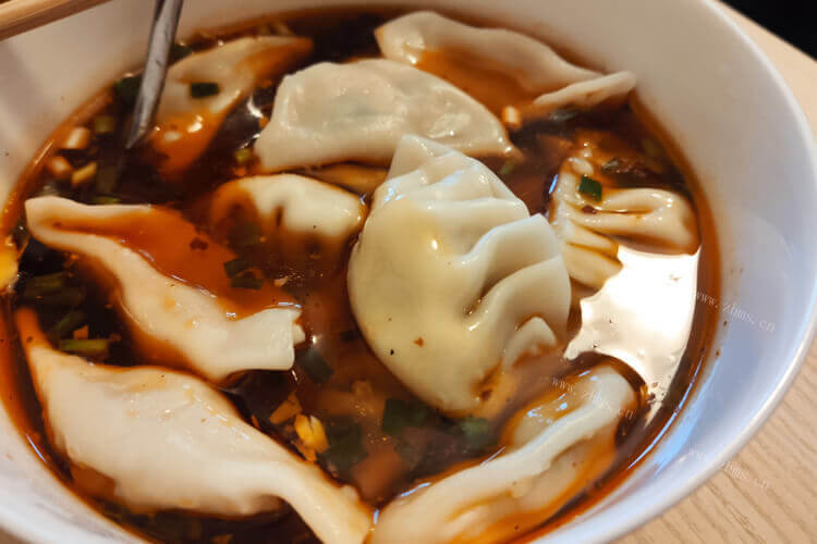现在的人们都比较喜欢吃饺子 那东北手工水饺口感怎么样了 九州醉餐饮网 现在的人们都比较喜欢吃饺子 那东北手工水饺口感怎么样了 九州醉餐饮网