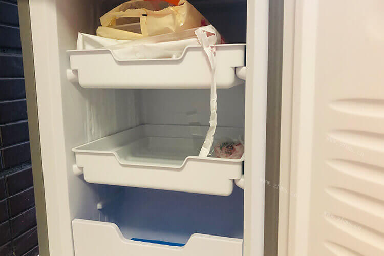 我把猫山王榴莲放到冰箱了，猫山王榴莲冰箱放着自己能熟吗？