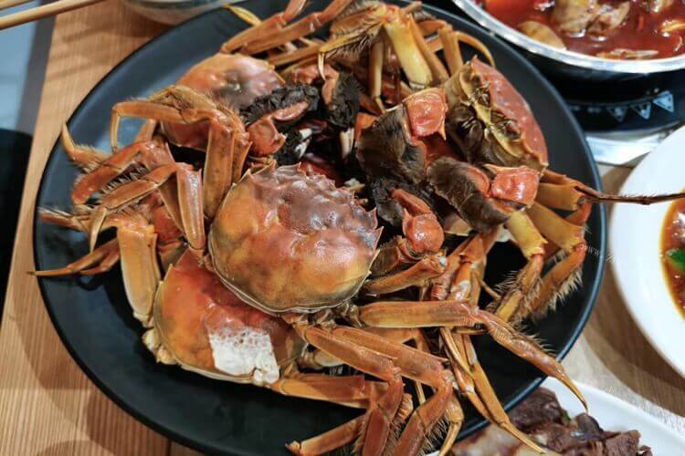 不同的螃蟹做法不是一样的，红烧溪蟹怎么烧好吃？