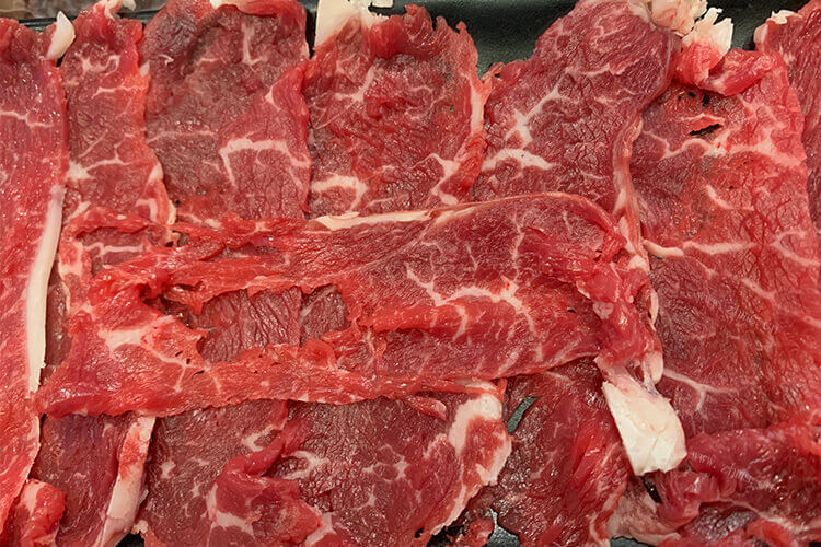 家里切好的牛肉，买回来切好的牛肉需要洗吗？