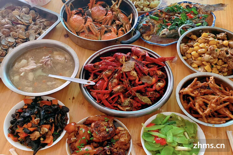 湖北中餐加盟费多少？湖北地区的中餐店多吗？