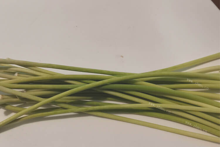 蒜苔和哪些东西可以一起炒