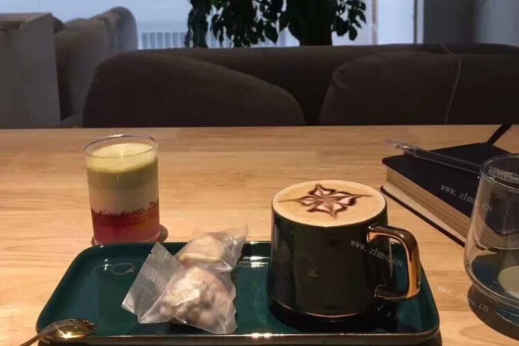 姐姐想喝加蜂蜜的咖啡，有谁知道咖啡加蜂蜜可以喝吗？