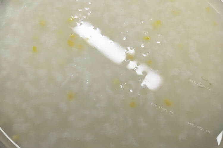 薏仁煮粥前需要炒熟吗？薏仁还可以用来做什么菜？