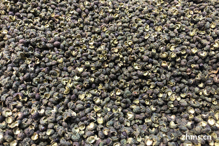 青麻椒和花椒的区别是什么 九州醉餐饮网 青麻椒和花椒的区别是什么 九州醉餐饮网