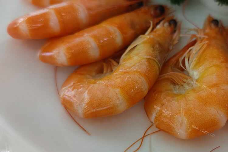 虾仁玉米的虾仁怎么炒好吃又简单？想吃虾仁玉米