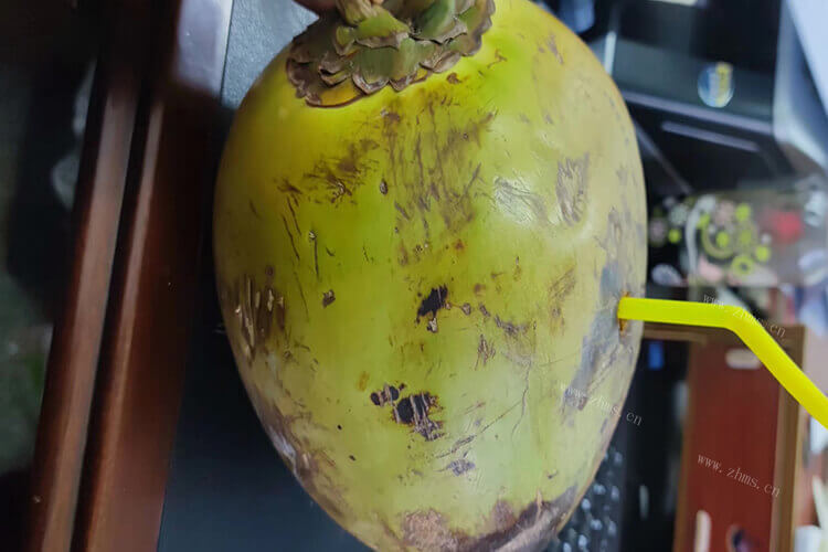 买了乌鸡，做乌鸡汤，椰子淮山乌鸡汤怎么做？