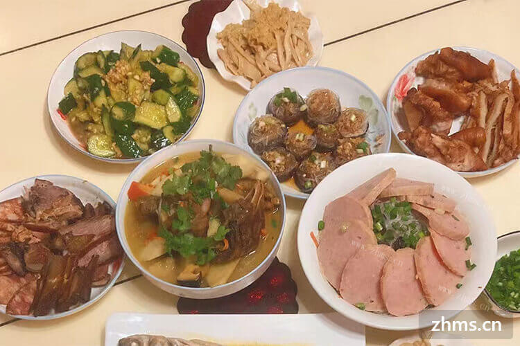 上海这边可以开一个川菜店吗？周三丰爆炒川菜的加盟条件是什么？