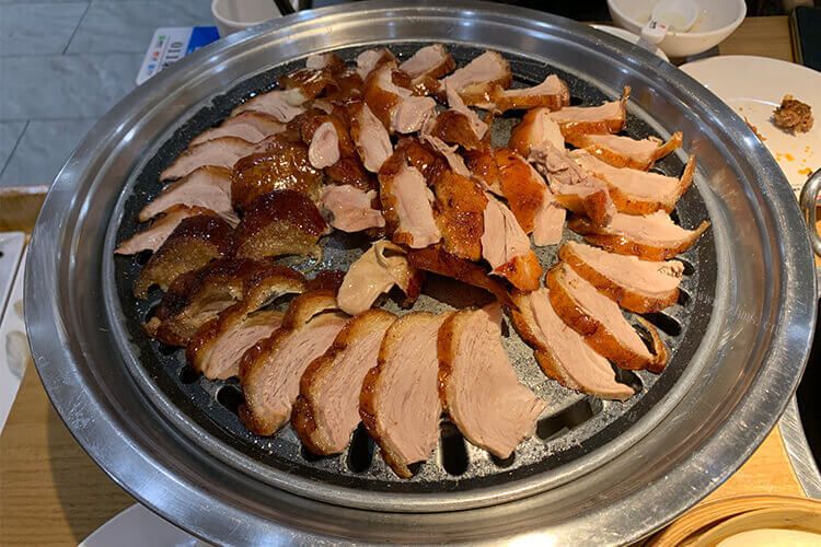 从来没有去全聚德吃过烤鸭，北京王府井全聚德烤鸭价格表是什么？