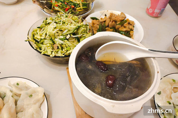 想做川菜加盟，成都市周三丰爆炒川菜加盟怎么样？