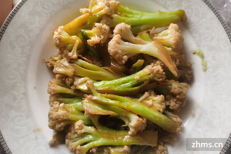 中餐加盟店排行榜品牌项目的投资流程复杂吗？现在中餐好做吗？