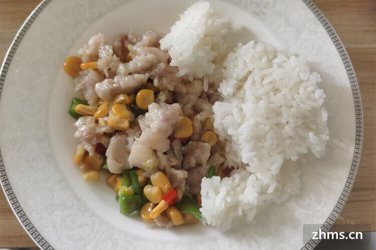 在北京这里加盟周三丰爆炒川菜有没有风险？怎么样控制风险呢？