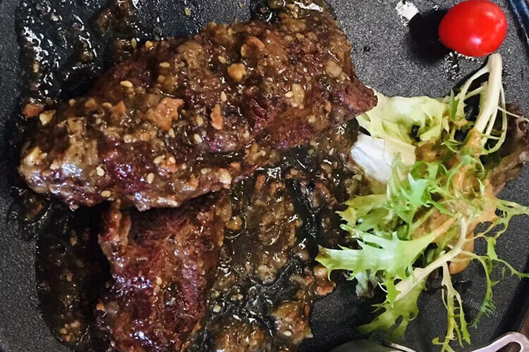 我想买些牛排，澳洲牛排和美国牛排哪个好？