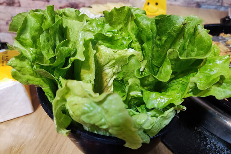 在烤肉店里面吃的生菜是什么品种，包肉生菜是什么生菜品种？