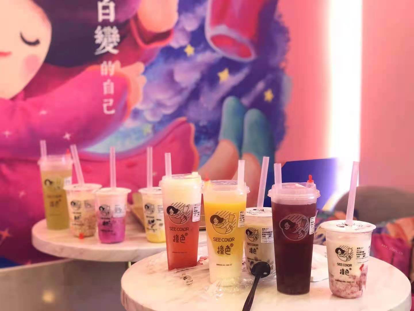 撞色奶茶是几线品牌？这家店总部坐落在哪个城市？