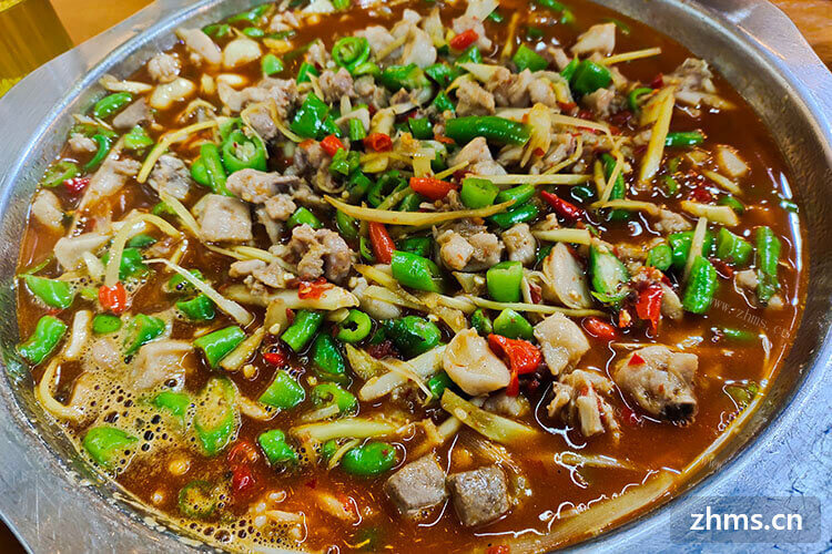 能不能说一下上海这里的素食食品加盟排行榜？有没有一些零食店？