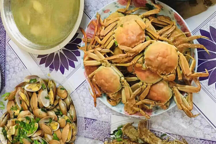 沿海地区的螃蟹价格都不是很贵，广州螃蟹多少钱一斤呢？