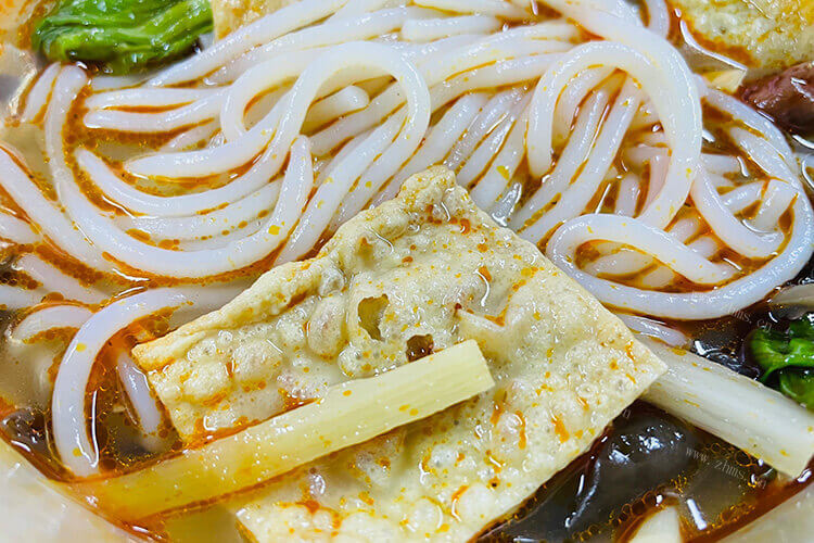 在家煮螺蛳粉，螺蛳粉调料包顺序是什么？
