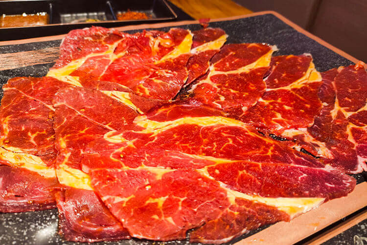 牛肉含有丰富的蛋白质，澳洲牛肉烧土豆怎么做好吃？