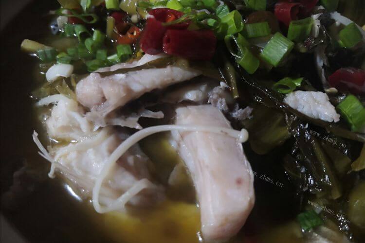 做酸菜鱼需要用到酸菜，酸菜鱼可以用东北的酸菜吗？