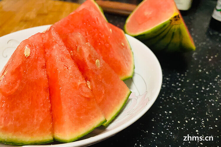 8424麒麟西瓜有籽吗 8424麒麟西瓜有籽吗