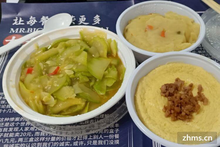 湖南的中餐火锅加盟的人多不多？加盟的竞争力大不大呢？