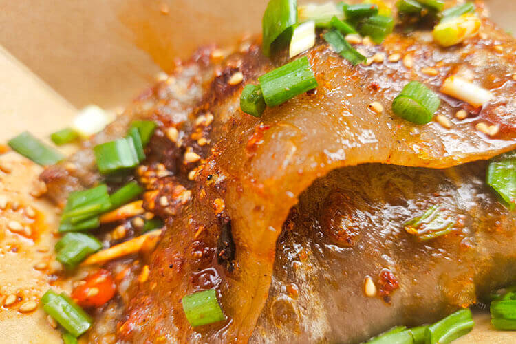 吃了重庆烤苕皮，想知道重庆烤苕皮怎么做？