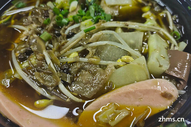 我妹妹想投资个冒菜店，冒菜加盟连锁店有哪些?